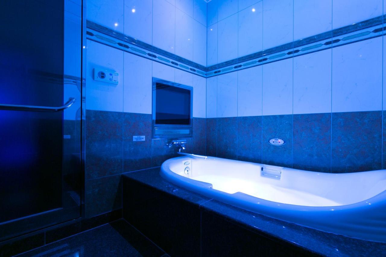 Hotel D-Wave Shinjuku（Adult Only) Токио Екстериор снимка