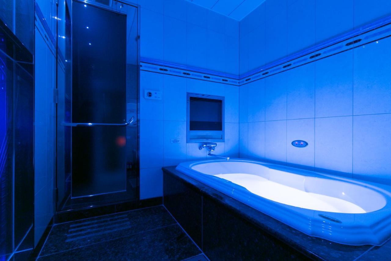 Hotel D-Wave Shinjuku（Adult Only) Токио Екстериор снимка