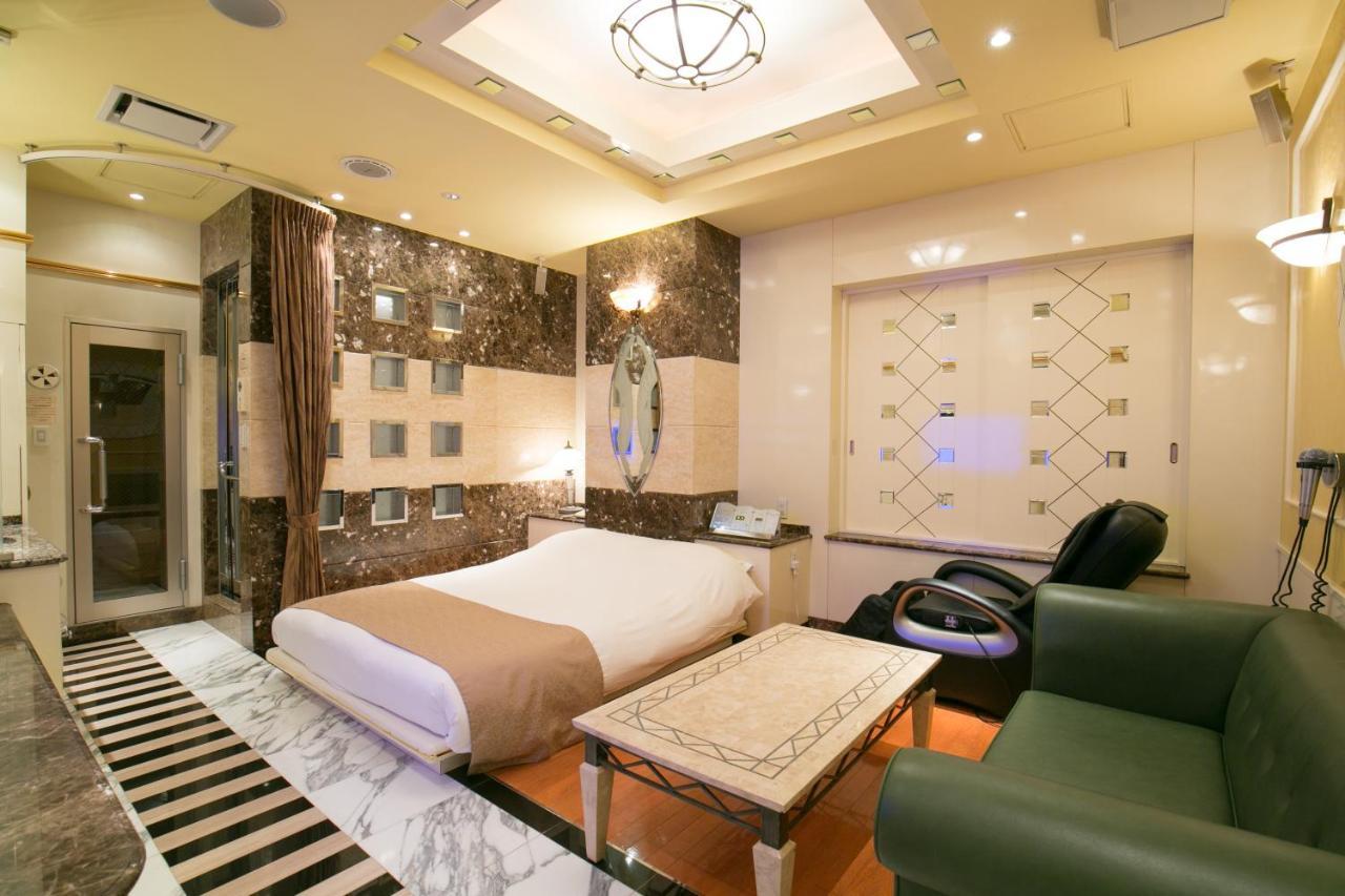 Hotel D-Wave Shinjuku（Adult Only) Токио Екстериор снимка