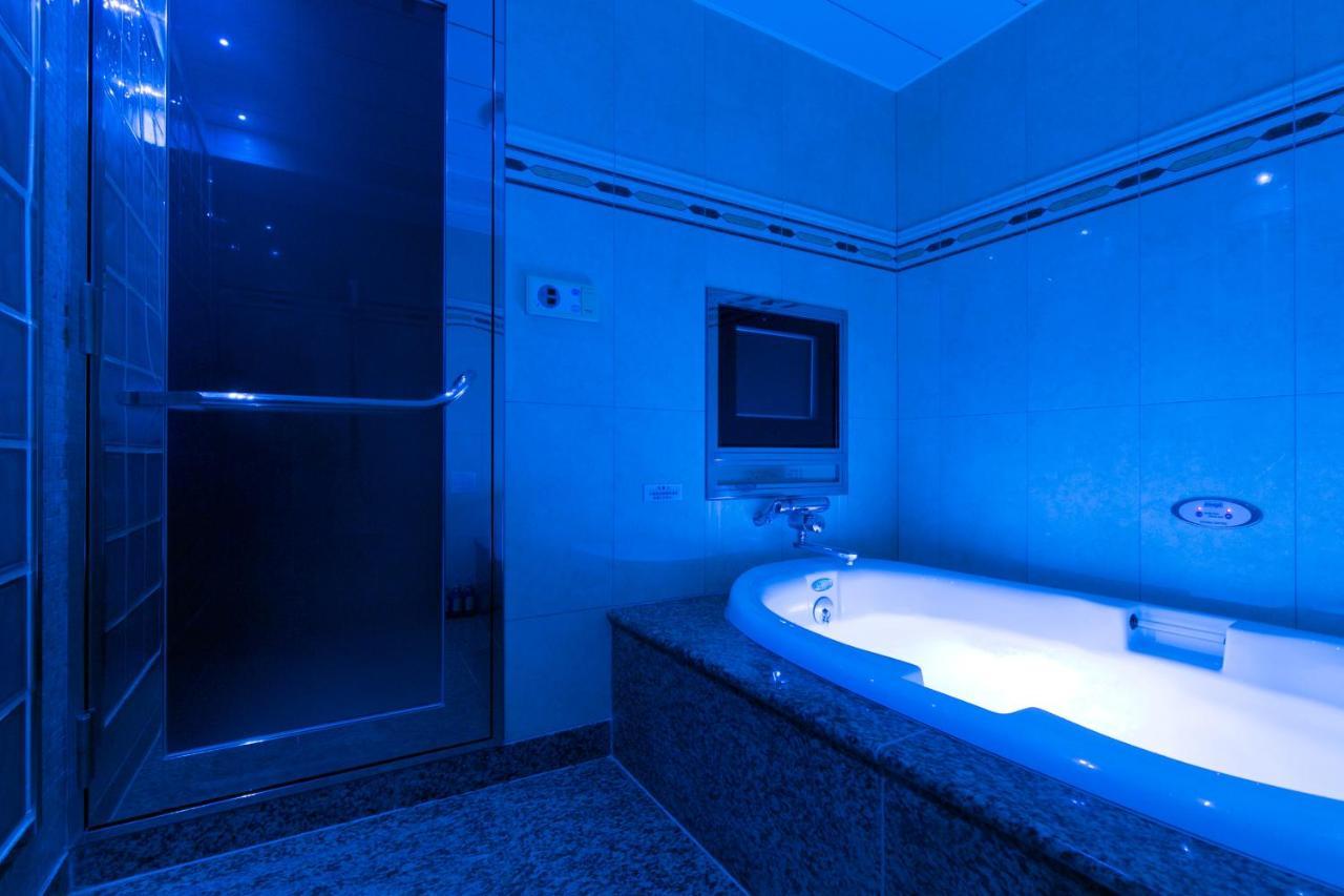 Hotel D-Wave Shinjuku（Adult Only) Токио Екстериор снимка